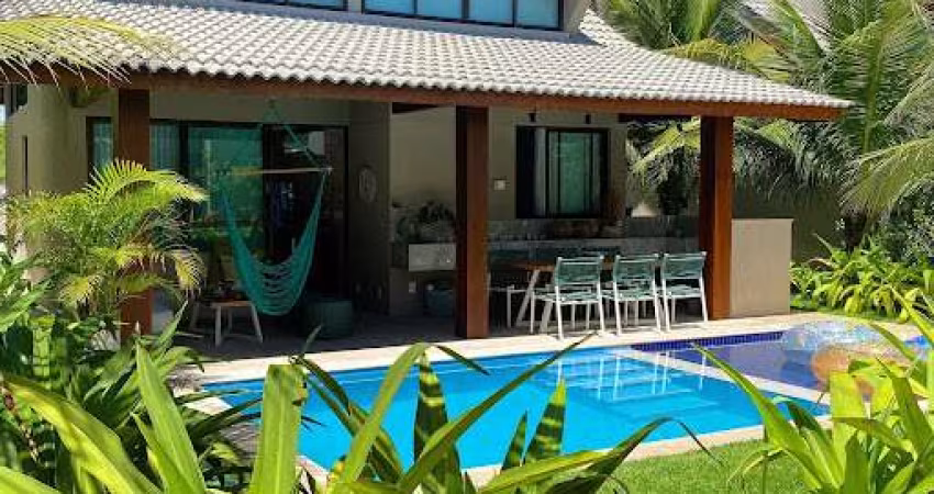 VENDE-SE LINDO BANGALÔ FINAMENTE REFORMADO E MOBILIADO - 169M² - MURO ALTO