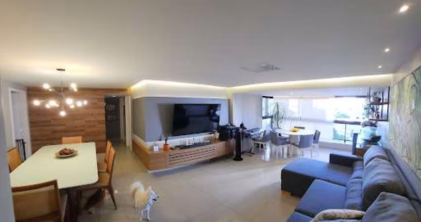 Apartamento decorado no bairro Aflitos com 150 m², 4 quartos sendo um deles trasformado em closet, sala ampla integrada com varanda gourmet.