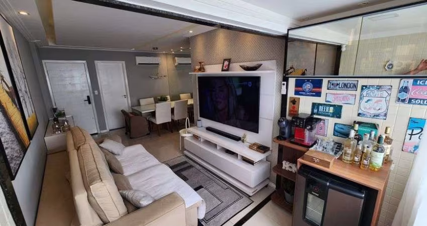 Apartamento em Armação com 3|4, 01G e 80M²