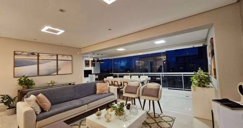 Apartamento em Patamares com 3|4, 02G e 134M²