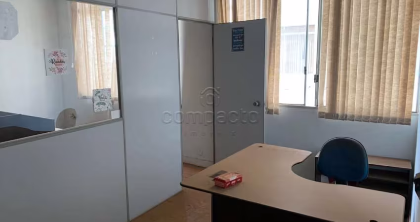 Comercial Sala/Loja Condomínio em São José do Rio Preto