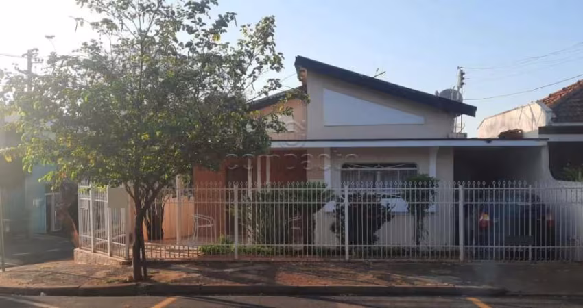 Comercial Casa em São José do Rio Preto