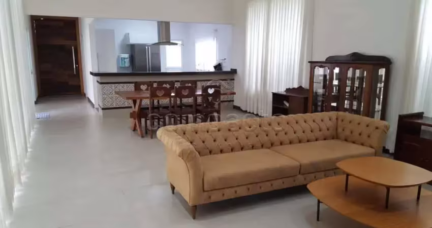 Casa Condomínio em Mirassol