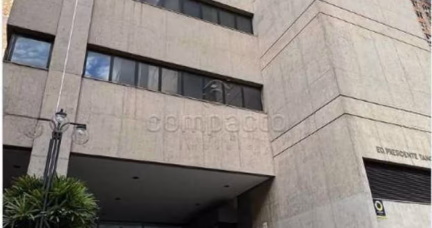 Comercial Sala/Loja Condomínio em São José do Rio Preto