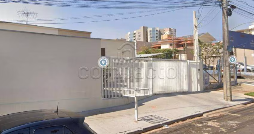 Comercial Casa em São José do Rio Preto