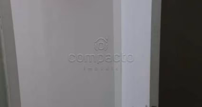 Comercial Sala/Loja Condomínio em São José do Rio Preto
