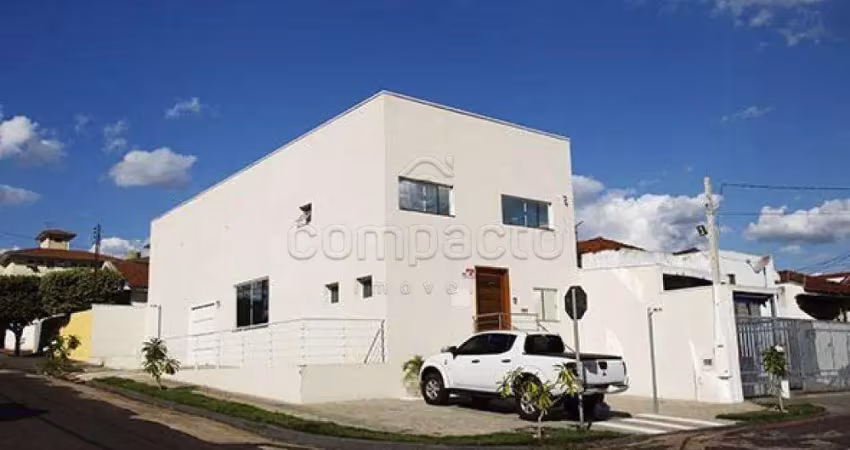 Prédio à venda na Vila Cristina, São José do Rio Preto 
