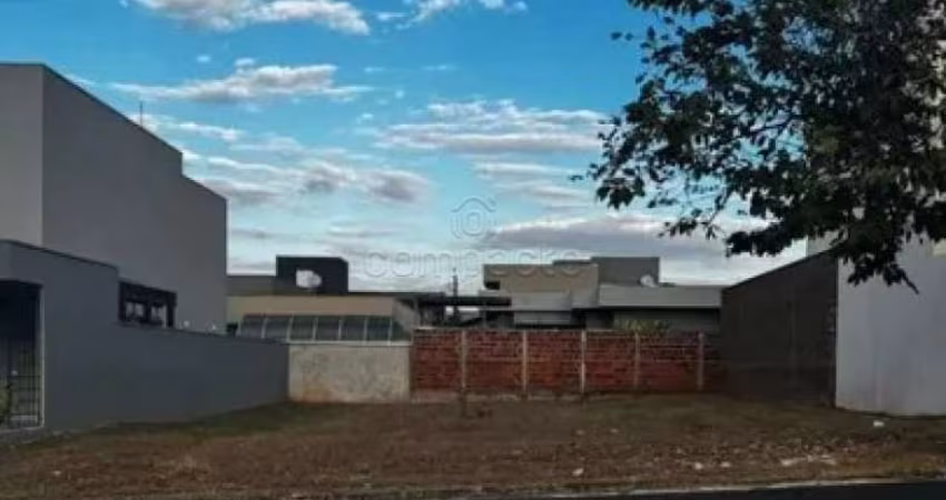 Terreno Condomínio em São José do Rio Preto