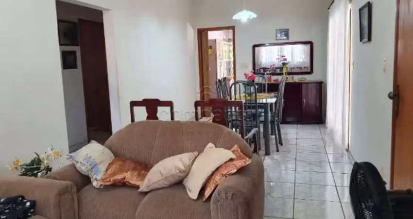Casa com 3 quartos à venda no Jardim Santa Catarina, São José do Rio Preto 