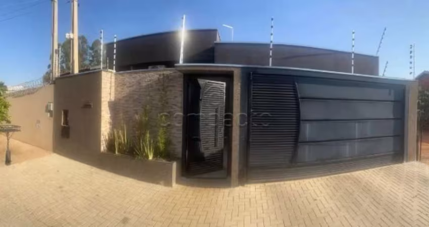 Casa Padrão em Mirassol