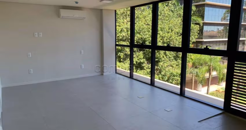 Comercial Sala/Loja Condomínio em São José do Rio Preto