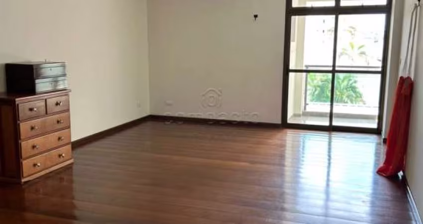 Apartamento Padrão em São José do Rio Preto