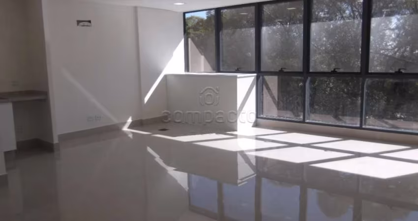 Comercial Sala/Loja Condomínio em São José do Rio Preto