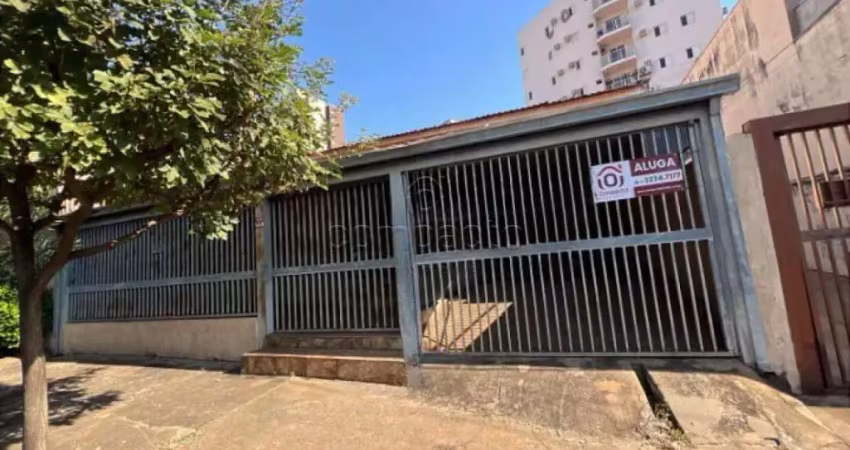 Casa com 3 quartos para alugar na Avenida Brasilusa, Parque Estoril, São José do Rio Preto