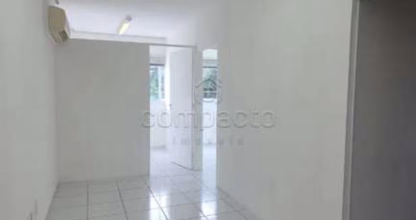 Comercial Sala/Loja Condomínio em São José do Rio Preto