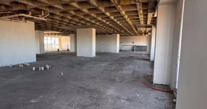 Comercial Sala/Loja Condomínio em São José do Rio Preto