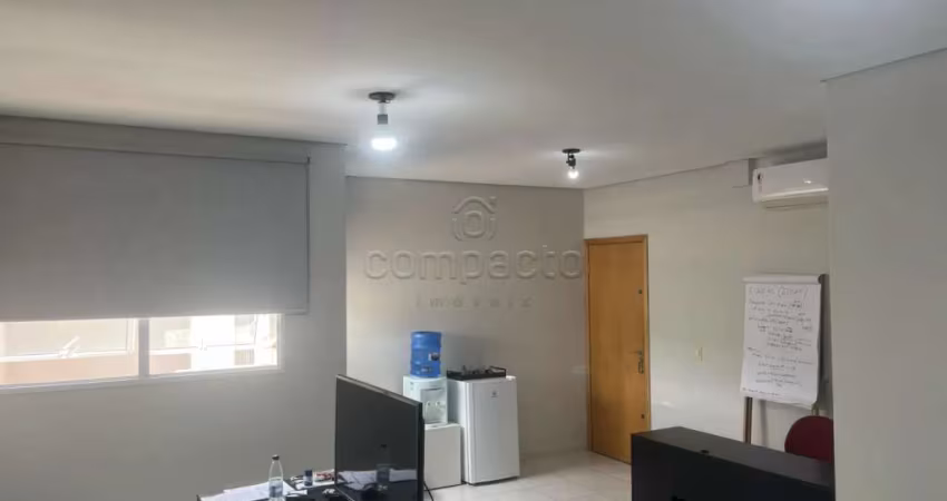 Comercial Sala/Loja Condomínio em São José do Rio Preto