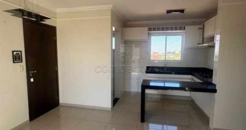 Apartamento 2 quartos com suíte e elevador