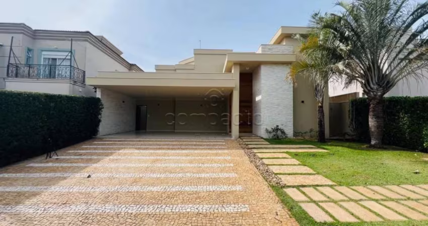 Casa térrea de alto padrão com 3 Quartos (Suítes) para alugar - Zona Sul