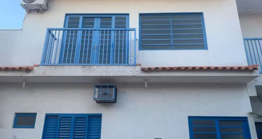 Casa Sobrado à Venda 3 quartos, Vila Ercília - São José do Rio Preto/SP