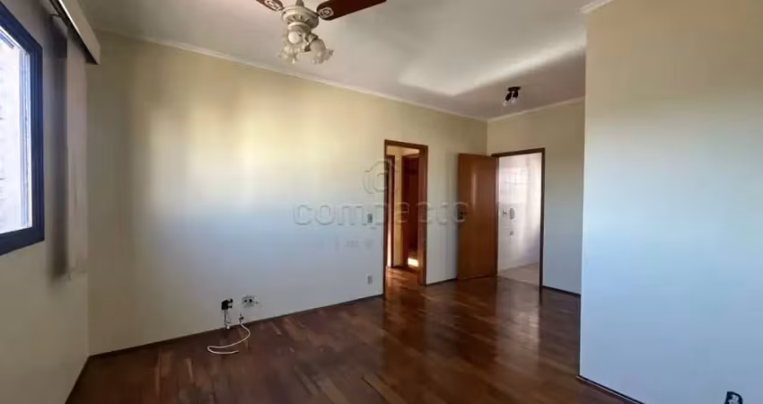 Apartamento com 2 quartos para alugar na Martinho Gonçalves, Vila Redentora, São José do Rio Preto