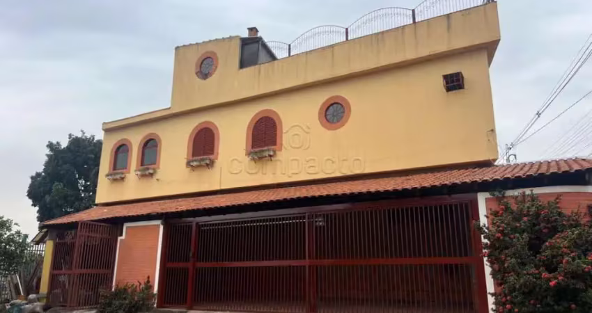 Casa com 4 quartos para alugar na Rua Antônio Pereira Braga, Jardim Primavera, São José do Rio Preto