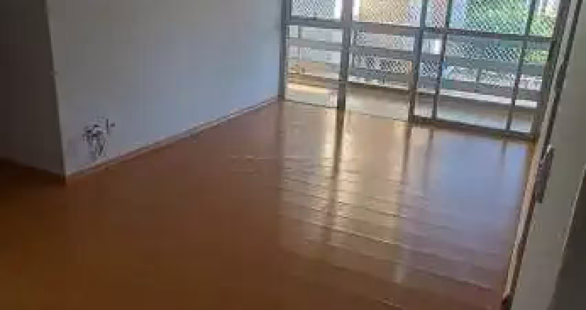 Apartamento à venda com 3 quartos no condomínio dos pássaros
