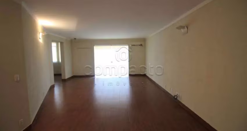 Apartamento com 4 quartos para alugar na Rua Quinze de Novembro, Centro, São José do Rio Preto