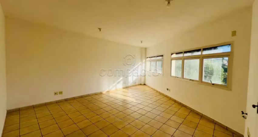 Salão comercial com 100m² para alugar - excelente localização!