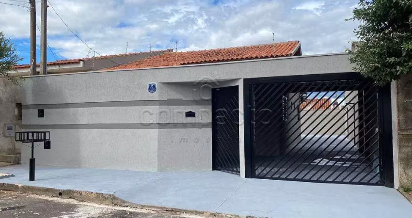 Casa com 2 quartos para alugar na Rua Geronima Francisca Gomes, Residencial Jardim Antonieta, São José do Rio Preto