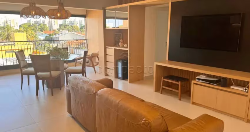 Apartamento com 3 quartos para alugar na Avenida José Munia, Jardim Vivendas, São José do Rio Preto
