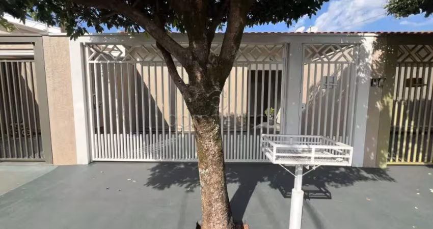 Casa com 3 quartos e varanda para locação -  residencial romano calil
