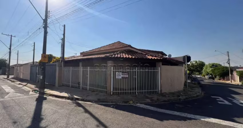 Casa com 2 quartos para alugar na Rua Beraldo Prata, Conjunto Habitacional Cristo Rei, São José do Rio Preto