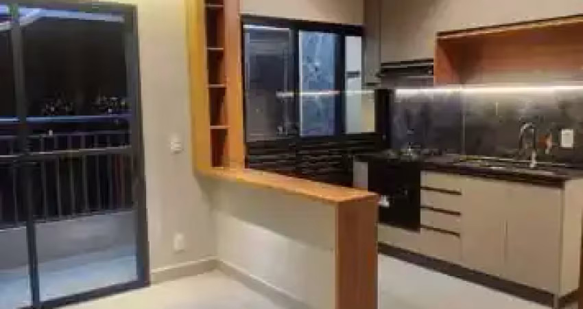 Apartamento com 2 dormitórios e cozinha planejada para locação.