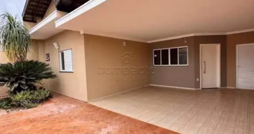 Casa com 3 quartos para alugar na Rua Waldir Poiati, Residencial Regissol I, Mirassol