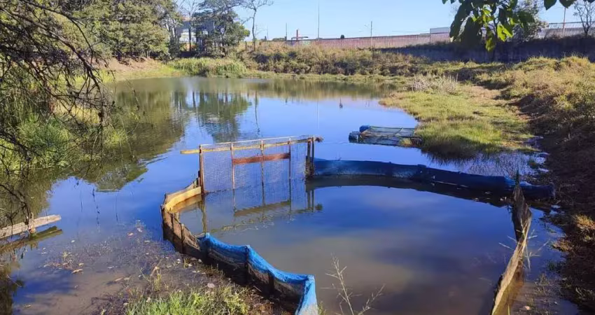 Terreno à venda no Jardim Petrópolis, Betim 
