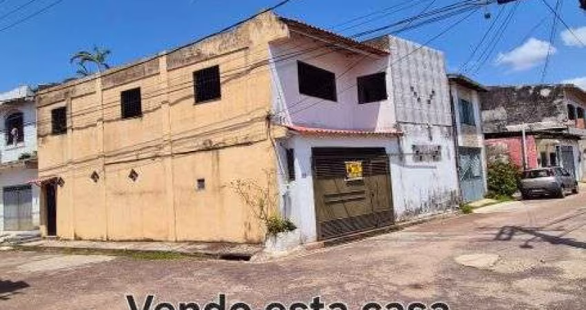 Casa de Esquina na Pedreirinha - Guanabara - SI