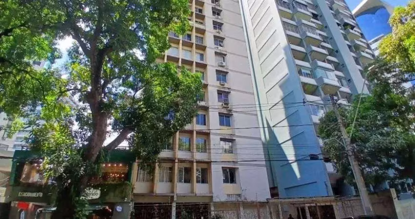 Apartamento com 3 quartos para alugar na Avenida Serzedelo Corrêa, 725, Batista Campos, Belém