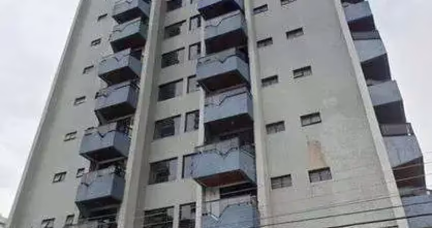 Apartamento no centro da cidade, localização excelente vale muito a pena conhecer. prédio incrível.