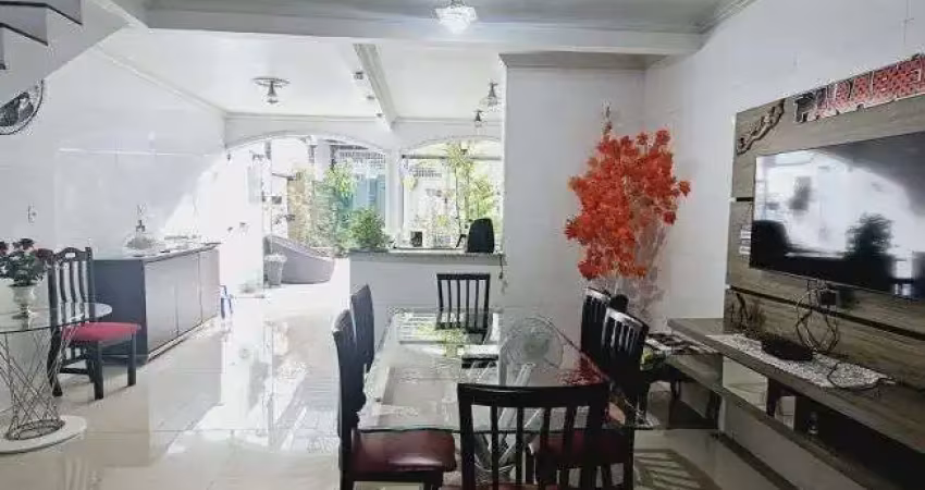 Vendo casa com 406m, 2 pav. na angustuta, em marco - belém - pa