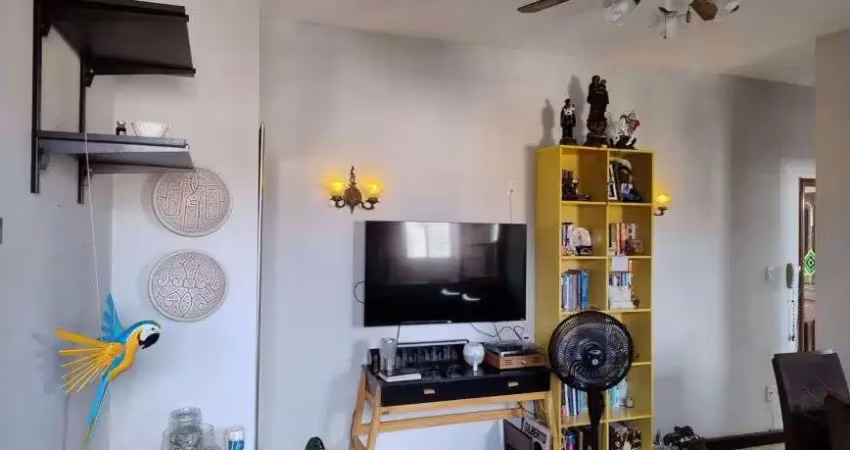 Apartamento com 2 quartos (banheiro social reversível) na av. nazaré -bairro nazaré -belém-pa