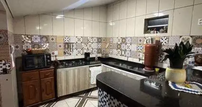 Kf casa 4 quartos cj julia seffer 600 m2 águas lindas ananindeua
