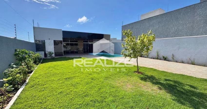 Edícula com Piscina à venda no Jardim das Oliveiras