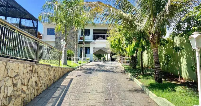 Casa com 6 quartos à venda na Rua Bolívia, Jardim América, Foz do Iguaçu