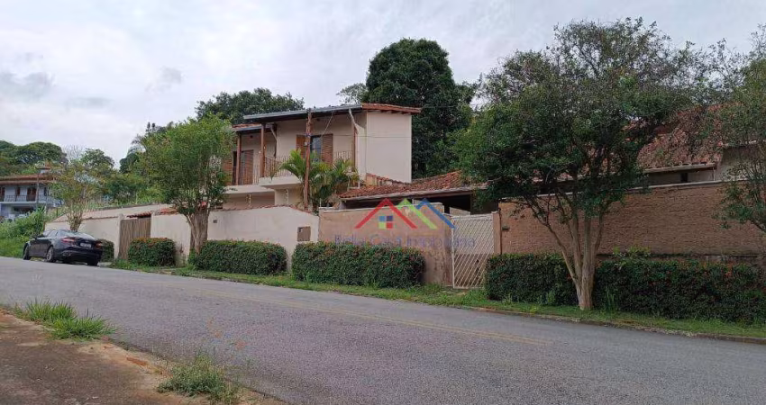 Casa com 5 dormitórios à venda, 450 m² por R$ 1.200.000,00 - Jardim das Paineiras - Bragança Paulista/SP