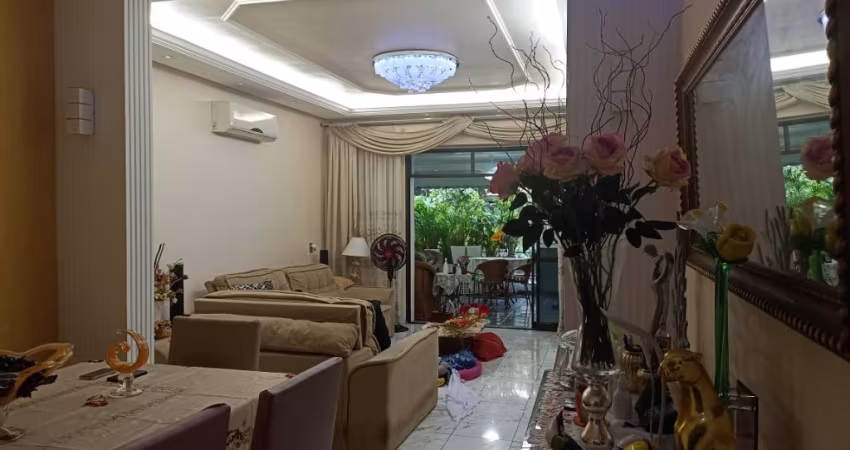 Apartamento 120 metros  2 quartos na Praia do Pepê