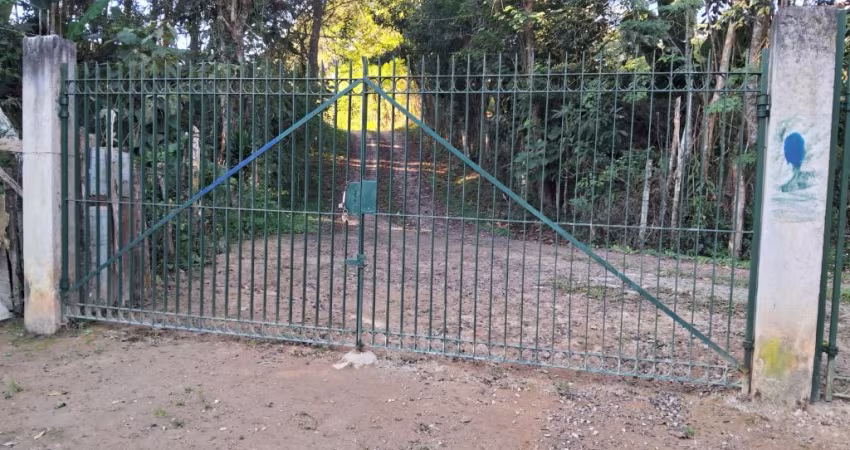 Sítio em Parelheiros com 7.700 M2