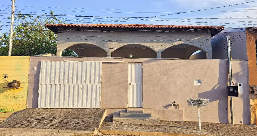 Linda Casa a venda 3 quartos 1 Suíte Bairro Praeiro - Cuiabá - MT