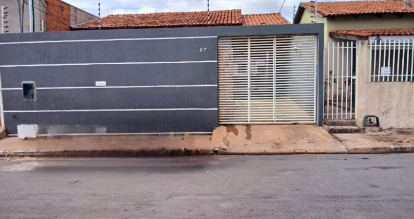 Casa com piscina 3 quartos em Morada da Serra - Cuiabá - MT