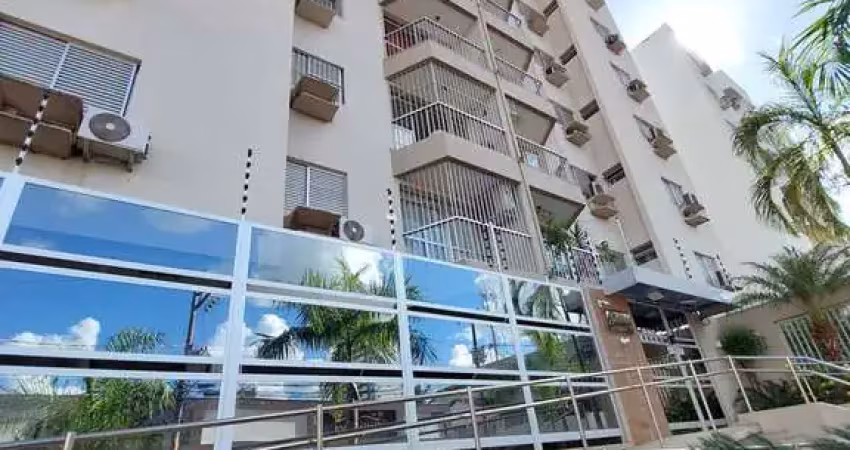 Apto no Ed. Eduardo IV  com 3 quartos sendo 1 suíte 102m² - Bosque da Saúde